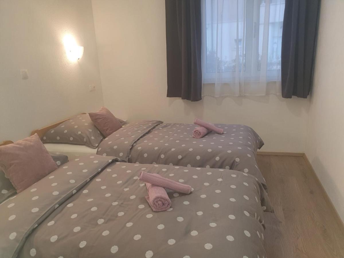 Apartment Rados Дугополе Екстериор снимка