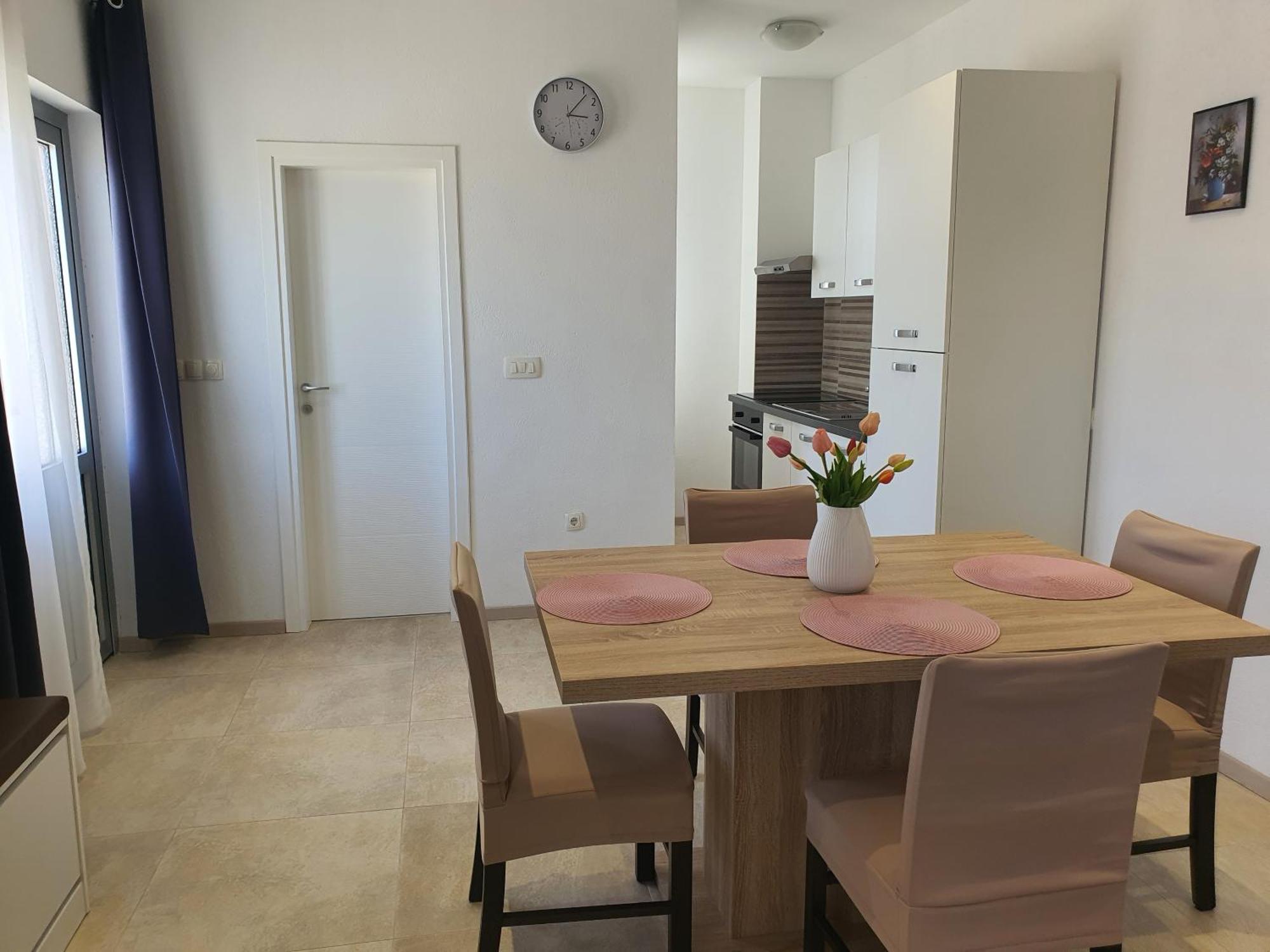 Apartment Rados Дугополе Екстериор снимка